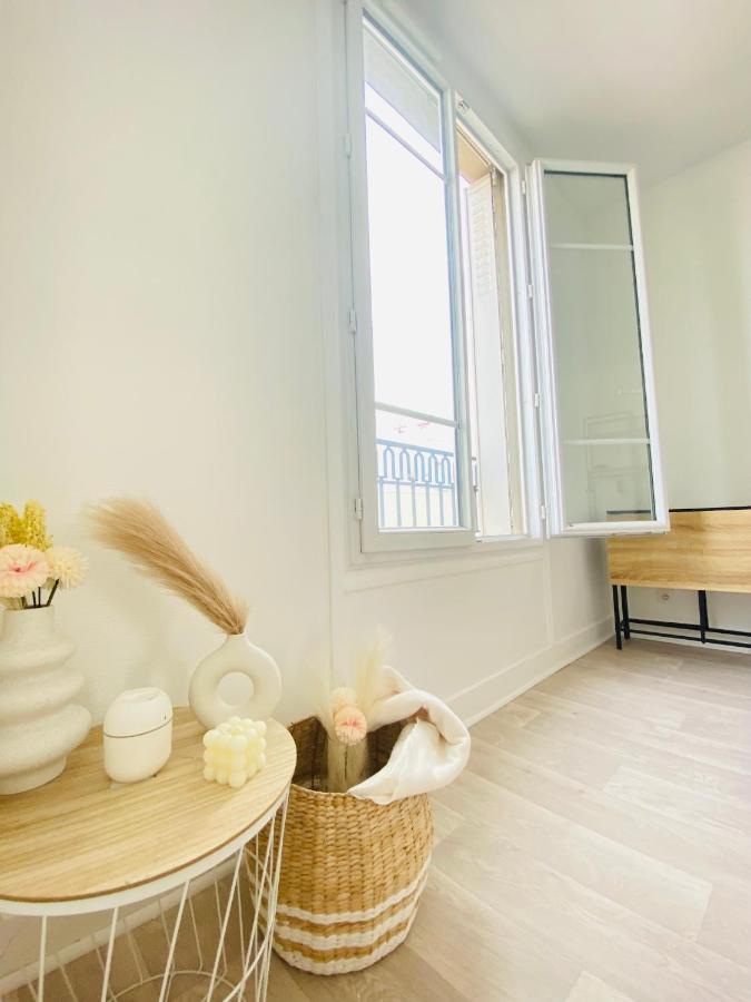 Charmant Studio Calme, Proche La Defense & Paris ลากาแร็น-โกลงบ์ ภายนอก รูปภาพ