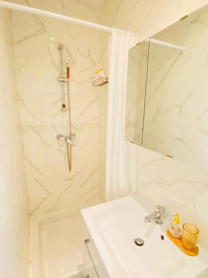 Charmant Studio Calme, Proche La Defense & Paris ลากาแร็น-โกลงบ์ ภายนอก รูปภาพ